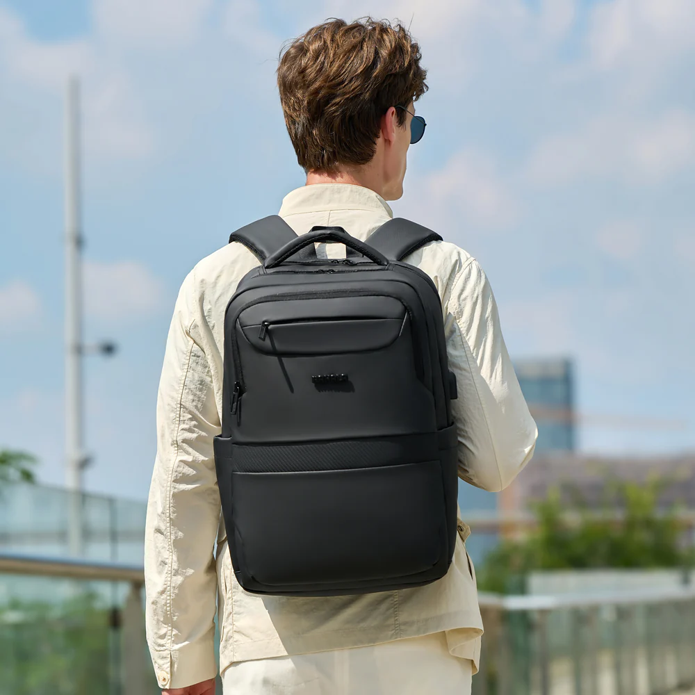 Rahala RAL812 15.6 Inch Laptop Backpack - Black